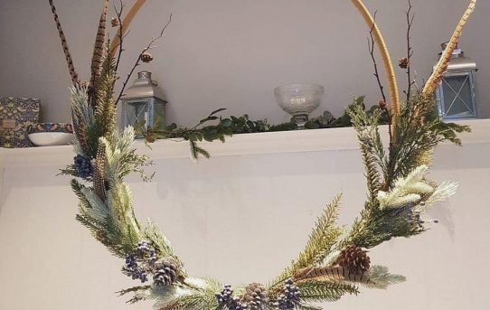 How to Make a Hanging Wreath